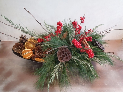 contemporary rustic table arrangement